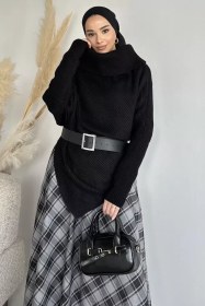 Resim Degaje Yaka Tesettür Triko Panço Siyah TZL-P-00020259 