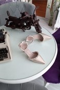 Resim LA CALZATURE Ten Saten 6cm Şampanya Topuklu Bilekten Kemerli Çift Suyolu Taşlı Abiye Stiletto Kadın Ayakkabı 