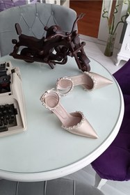 Resim LA CALZATURE Ten Saten 6cm Şampanya Topuklu Bilekten Kemerli Çift Suyolu Taşlı Abiye Stiletto Kadın Ayakkabı 