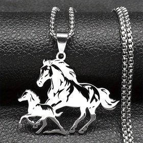 Resim 1pc Moda Siyah Paslanmaz Çelik Koşu Atı ve Pony Kolye, Çukur Hayvan Takı, Kadın ve Erkekler için Noel Hediyesi 