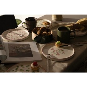 Resim Kevin Seramik Hand Made Berthe Çiçekli 6 Parça Özel Tasarım Pasta Takımı 
