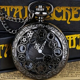 Resim Zarif Siyah Oymalı Dişli Kuvars Cep Saati Zincirli - Steampunk Esintili Tasarım, Su Geçirmez Değil, Alaşım Kasa, Yuvarlak Kadran - Noel & Sevgililer Günü için İdeal Çiftler Hediyesi 