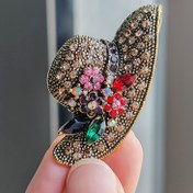 Resim Zarif Vintage Esintili Taşlı Güneş Şapka Rozeti - Takım Elbiseler, Elbiseler ve Resmi Giyim için Renkli Cam ve Çiçek Tasarımı 