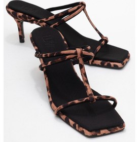 Resim Luvi Shoes Mocha Siyah Sarı Desenli Kare Burunlu İnce Bantlı Kadın Topuklu Terlik Leopar 