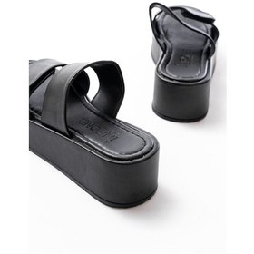 Resim 861-1034 Siyah Çıtçıtlı Dolgu Topuk Kadın Terlik Beyaz 