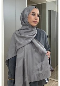 Resim Carell Tuba Kalyon'un Tercihi C Desen Monogram Pamuk İpek Şal Küllü Gri Çok Renkli 