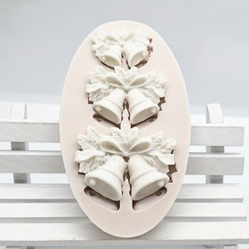Resim Noel Zili Şeklinde Sıvı Silikon Kalıp - 3 Gözlü Oval Tasarım Melek & Çiçek Motifli, Gıda Sınıfı Silikon ile Çikolata, Fondan, Kil Yapımı için - DIY Tatil Pişirme & El İşi Aracı, Silikon Pişirme Kalıpları, Bayram Süslemeleri, Melek Motifi Tasarımı, Gıda Sınıfı Malzeme 