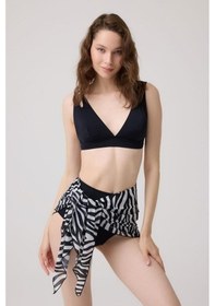 Resim Cottonhill Siyah Üçgen Cut Out/pencereli Bikini Üstü Siyah 