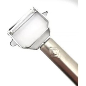 Resim Uçarsan Titan Soyacak 