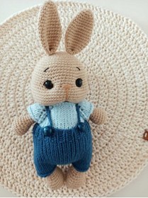 Resim Amigurumi Tulumlu Tavsan Oyun Arkadasi 