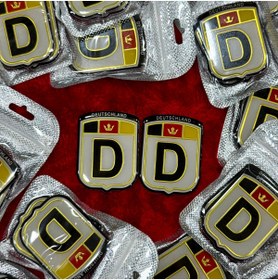 Resim Korkmaz Oto Market & Aksesuar Etiketçilere A Kalite İthal 2’li Deutschland D Harf Damla Mini Boy Kendinden Bantlı 