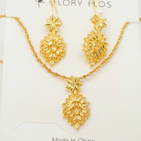 Resim 24K Altın Kaplama Yaprak Tasarım Mücevher Seti, Basit Şık Etiyopya Düğün Stili Küpeler ve Kolye, Günlük ve Özel Durumlar için, Bakır Malzeme, Mozaik Yok, Tüm Mevsimlere Uygun 