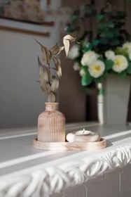 Resim Modern Dekoratif Set - Kahverengi Beyaz Seramik Vazo, Tealight Mumluk ve Kompozit Tepsi 