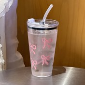 Resim 1 adet Sevimli Pembe Kurdele Tekrar Kullanılabilir Plastik Bardak Kapak ve Pipet ile - Dayanıklı, Sızdırmaz, Sadece Elde Yıkama, Ofis, Okul, Doğum Günü Partileri ve Açık Hava Aktiviteleri için Mükemmel, Açık Hava İçecekleri | Eğlenceli Tasarım | Sızdırmaz Kapak 
