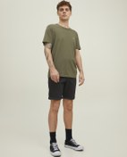 Resim Jack & Jones Siyah Erkek Standart Fit Chino Şort 12165604_JPSTBOWIE JJSHORTS SOLID 