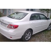 Resim Toyota Corolla Uyumlu Cam Rüzgarlığı 2007-2012 Parlak Siyah 