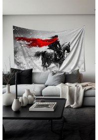 Resim Pelerinli Savaşçı Desenli Duvar Halısı Duvar Örtüsü Tapestry Süet Dokulu Kumaş 