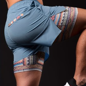 Resim Erkekler için Yazlık Rahat Kabile Baskılı Şortlar - Nefes Alabilen Polyester, Elastik Bel Bandı, Makinede Yıkanabilir, Düzenli Kalıp, Kestane Rengi, Plaj ve Dış Mekan Aktiviteleri için Mükemmel, Günlük Giyim | Trend Erkek Şortları | Fermuar Detayı 