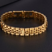 Resim Her iki cins için de uygun, şık ve basit bir tasarıma sahip, yüksek kaliteli çok fonksiyonlu bir aksesuar olan Minimalist Lüks Beş Boncuk Üç Taç Bilezik, Her Gün Giyim ve Herhangi Bir Durum İçin Mükemmel Bir Hediye Olarak Moda Takıdır. 