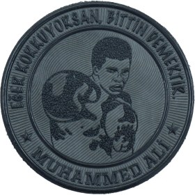 Resim Wolftrap Tactical Muhammed Ali Peç, Korkuyorsan Bittin Demektir Siyah Arma 