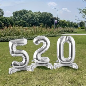 Resim 32 İnç Gümüş Ayak Numaraları - Yıldönümleri, Doğum Günleri ve Partiler için Festiv ve Şık Alüminyum Film Süslemesi 