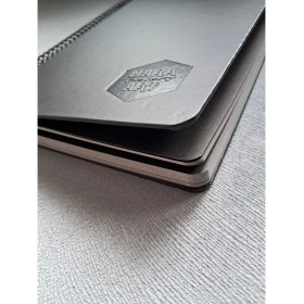 Resim Siyah Defter ve Beyaz Jel Kalem Seti 