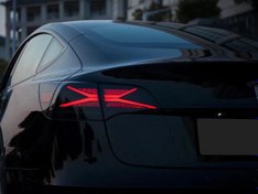 Resim Tesla Model Y ve Model 3 Uyumlu Led Stop 