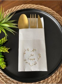 Resim Gold Yaldızlı Beyaz Kalp Çelenk Just Engaged Cepli Peçete 12 Adet 40x40 
