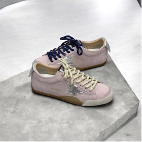 Resim Globalux Golden Goose True-Star In Pastel Pink Suede With Silver Star And Heel Tab - Kadın Sneakers - Pembe Süet - Renkli Bağcık 