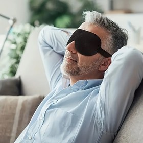 Resim 1 Paket Ultra-Yumuşak Kontur Uyku Maskesi - %100 Karartma, Ayarlanabilir Askı ile Ergonomik Tasarım, Nefes Alabilir ve Hipoalerjenik, Tüm Renkler için Kokusuz, Seyahat ve Ev Kullanımı için Rahat Gece Uyku, Uyku Maskesi için Hipoalerjenik Malzeme 