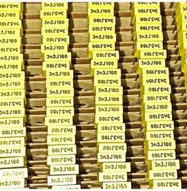 Resim R82ec1330dq50j 3.3nf 100v 5 0.05 Kemet Polyester Kondansatör 75 Adet 