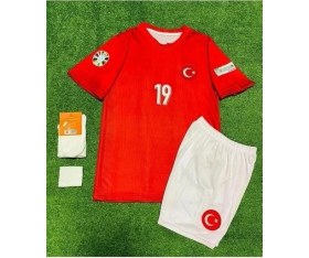 Resim Türkiye 2024 Kenan Yıldız Iç Saha Çocuk Forması 4'lü Set (Euro 2024 Patch) Kırmızı12 