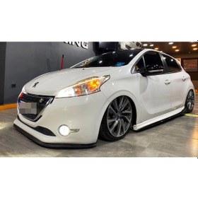 Resim Peugeot 208 Marşpiyel Takımı - Plastik - Parlak Siyah 