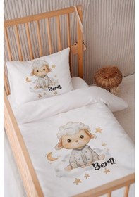 Resim %100 Pamuk Saten Isme Özel Isimli 100x150 Bebek Yatak Nevresim Seti Küçük Kuzucuk 