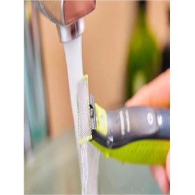 Resim Beyaz Yüz ve Vücut Tıraş Makinesi, Pratik ve Güvenli Kullanım 