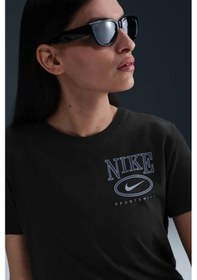 Resim Nike Short-sleeve Graphic T-shirt Black Baskılı Tişört Siyah 