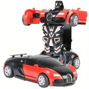 Resim Çarpma anında şekil değiştiren, pil gerektirmeyen ve robot araba modeline dönüştürülebilen oyuncak araba. 