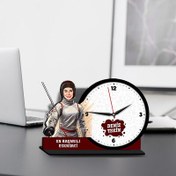 Resim Kadın Eskrimci Karikatürlü MDF Masa Saati 