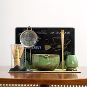 Resim Bir Japon Matcha Kasesi, Matcha Hazırlamak İçin Seramik Seti, Matcha İçin Bambu Çırpıcı, Ve Song Hanedanı Çay Ayini. 