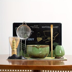 Resim Bir Japon Matcha Kasesi, Matcha Hazırlamak İçin Seramik Seti, Matcha İçin Bambu Çırpıcı, Ve Song Hanedanı Çay Ayini. 