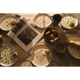 Resim Kevin Seramik Hand Made Berthe Çiçekli 6 Parça Özel Tasarım Pasta Takımı 