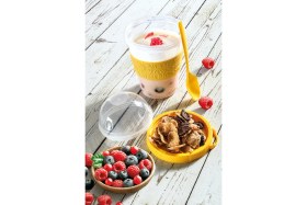 Resim Titiz Take'n Go Kapaklı Kaşıklı Yoğurt Kabı 