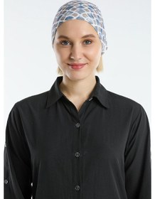 Resim Hürrem Bone Lacivert Pratik Hazır Geçmeli Tesettür Bone Sandy Kumaş Geometrik Lacivert 