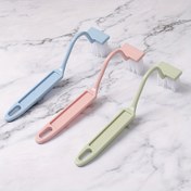 Resim Yenilikçi S-Kavisli Tasarımlı Mavi Tuvalet Fırçası - Etkili Temizlik için 1'li Paket, Ergonomik Sap, Esnek Kıllar, Ölü Köşe Yok, Plastik Malzeme, Banyo Kullanımı İçin İdeal, Banyo Temizliği Gereçleri, Rahat Tutuşlu 