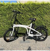Resim RKS DS10 Pro Alfa Romeo R-1 Katlanabilir Ince Teker Elektrikli Beyaz 