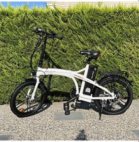 Resim RKS DS10 Pro Alfa Romeo R-1 Katlanabilir Ince Teker Elektrikli Beyaz 