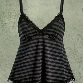 Resim Kadınlar için Şık Omuz Açık Çizgili Dantel Detaylı Camisole Üst - Siyah & Beyaz Kontrast Çizgiler, Nefes Alabilen Kumaş, Makinede Yıkanabilir İlkbahar Yaz Sonbahar Modası, Dantel Kumaş, Görünmez Malzeme 