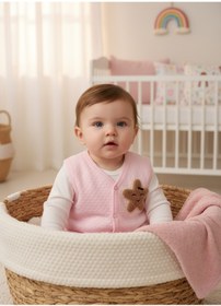 Resim muvina Unisex Bebek Beyaz Kapitoneli Tek Kat Figürlü Pamuklu Yelek 