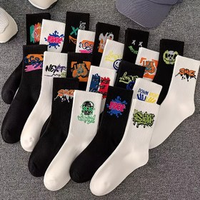 Resim 5/10 Paket Rastgele Stil Moda Nefes Alabilen Gençlik Orta-Baldır Çorapları, Çeşitli Tasarımlar 