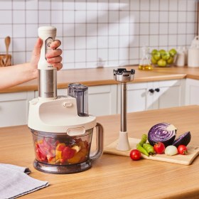 Resim Karaca Mastermaid Mutfak Robotu Çift Katlı 4 Kanatlı Bıçaklar 2000W Turbolu Güçlü Motor + Onerous Mutfak Tartısı 